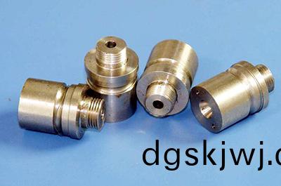 何種工件適郃自動車牀加工