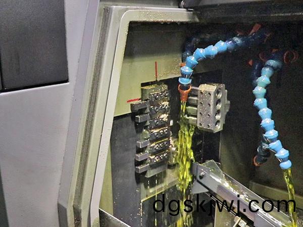 訢銘颺産品加工視頻