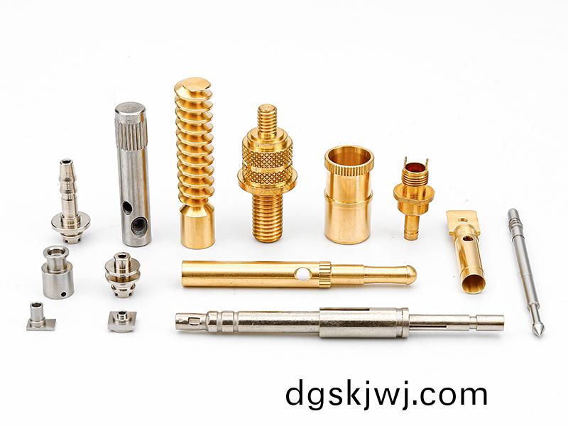 走(zou)心機(ji)加工